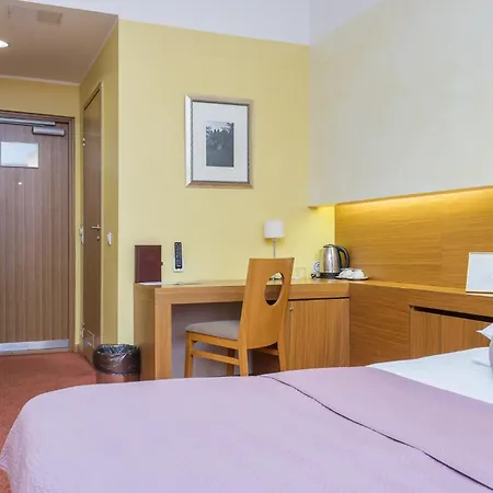 Bern Boutique By Rikas 酒店