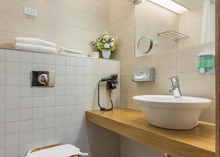 Bern By Rikas טאלין