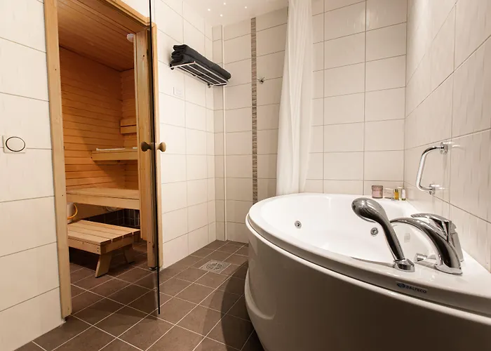 Hotell Bern By Rikas Tallinn