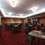 Hotel Bern By Rikas 3*